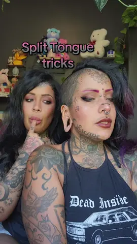 time too moisten up her lobe😇😅 #bodymods #makethisgoviral #gaugedears #splittongue #tonguesplit @PunkysRockingHair 