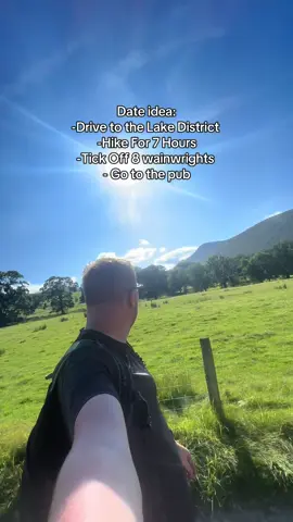 And they said romance is dead.. ⛰️🥾 #Hiking #dateideas #mountains #lakedistrict #hikers 