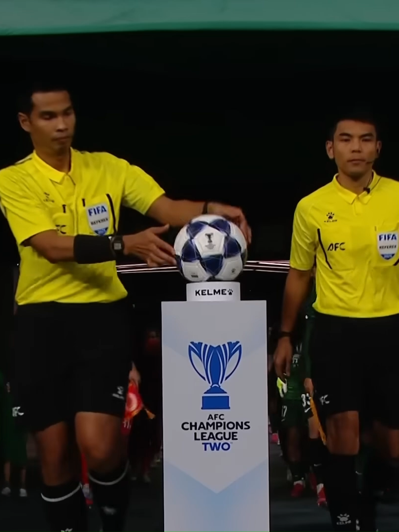 Công An Hà Nội hòa đáng tiếc trước Bắc Kinh Quốc An (北京国安 - Beijing Guoan) ở lượt trận đầu tiên AFC Champions League Two, ngay trên sân Công nhân Bắc Kinh (Beijing Workers’ Stadium. #conganhanoi #conganhanoifc #afc #afcchampionsleaguetwo #backinhquocan #beijingguoan #beijing #vietnam #vietnamchina #vietnamtrungquoc #xuhuong #xuhuongtiktok #tiktok2025 #xuhuong2025