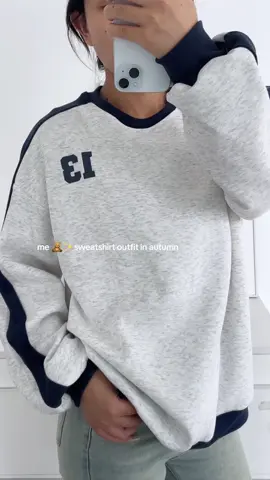 🧸✨It’s so cuuuute for autumn outfit!!! Literally giving “it girl” vibe !!! #autumnoutfits #sweatshirt #itgirl #tiktokmademebuyit 