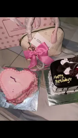 Makasih sayng🥺@Yonn Dochh #potolive #dirayakan #kadoulangtahun #birthday #xyzbca 