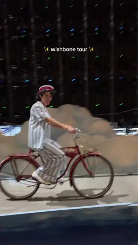 i just want you to come….enjoy the show ;)