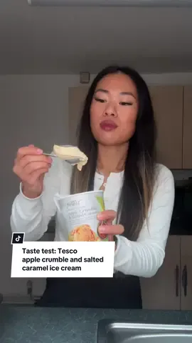 Let’s review Tesco’s new limited edition ice cream: Apple Crumble & Salted Caramel. 🍎🍦  I thought it would be too cinnamony, but it’s so well-balanced and comforting. With little chunks of apple crumble and gooey swirls of caramel, it’s the perfect autumn treat.  Definitely worth grabbing! 🍂🍁 @Tesco this is beautiful 👌🏼 #tescoicecream #newintesco #applecrumbleicream #icecream #foodreview