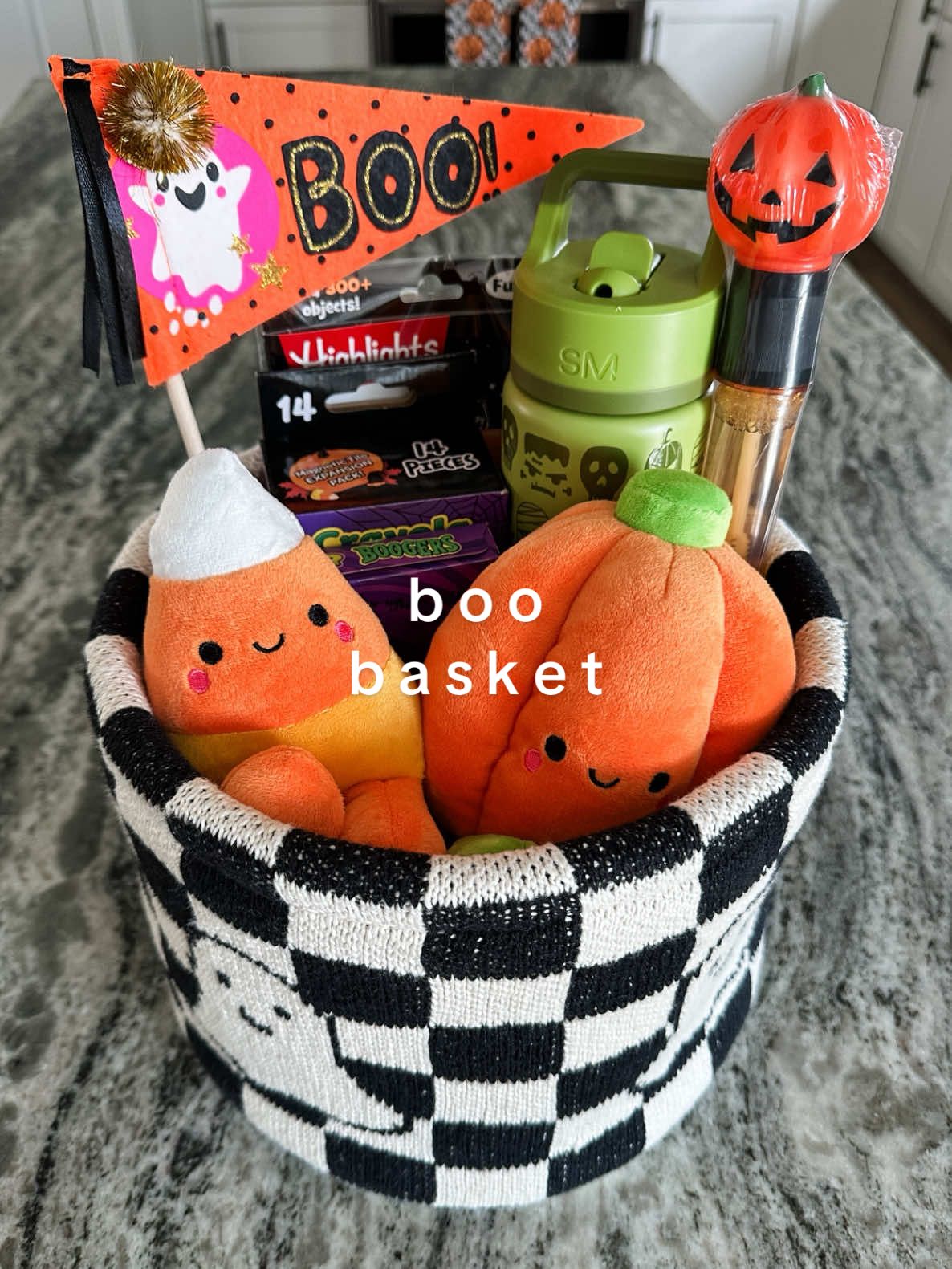 let’s put together my son’s boo basket! 🖤👻🧺🎃 #boobasket #boobasketideas #spookyseason #halloweentok #boobasketseason 