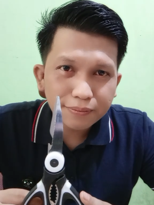 Update TikTok Affiliate Pemula Terbaru 👇    Deskripsi:🚀 Buat kamu yang baru mulai TikTok Affiliate, ada update terbaru yang wajib banget dipahami! Update ini khususnya penting buat pemula supaya tahu aturan baru, cara pilih produk yang lolos, serta strategi promosi biar gak salah langkah. Dengan memahami kebijakan terbaru TikTok, kamu bisa mulai affiliate dengan lebih aman, cepat dapat order, dan pastinya makin cuan 💸✨ #TikTokAffiliatePemula #UpdateTikTok #AffiliateMarketing #BelajarAffiliate #CuanAffiliate 