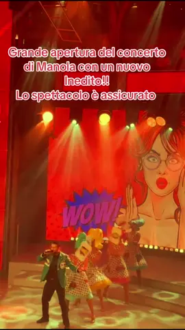 Manola grande apertura del suo concerto!! I fan si riscaldano prima dell'evento della nostra connazionale super super Manolaaaaa Top #españa_italia_francia_estadosuni dos #musicalatina #concertopazzesco #neiperte