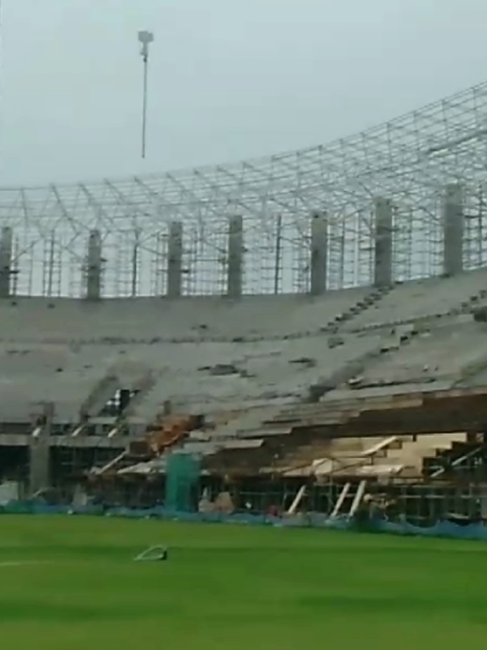 tadi gi pagi ada yang dm video update Stadion Teladan.. Kalau uda ready, wah, semoga keangkeran PSMS/Teladan its back.. 💚 #psmsmedan #psms #bolahita #fypシ #sepakbola 