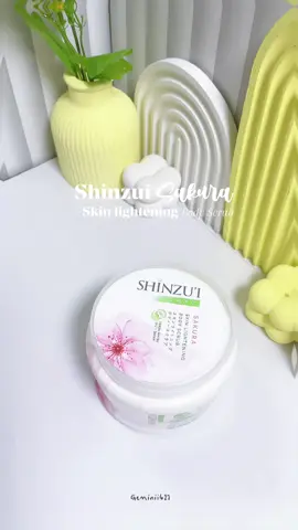 Kulit kusam ? kering ? Artinya kulit kamu butuh exfoliasi! Aku mau rekomendasiin produk legend yang kualitasnya ga usah diraguin lagi ✨🥹💞#shinzui #shinzuiscrub #bodyscrub #scrubshinzui #rekomendasiscrub 