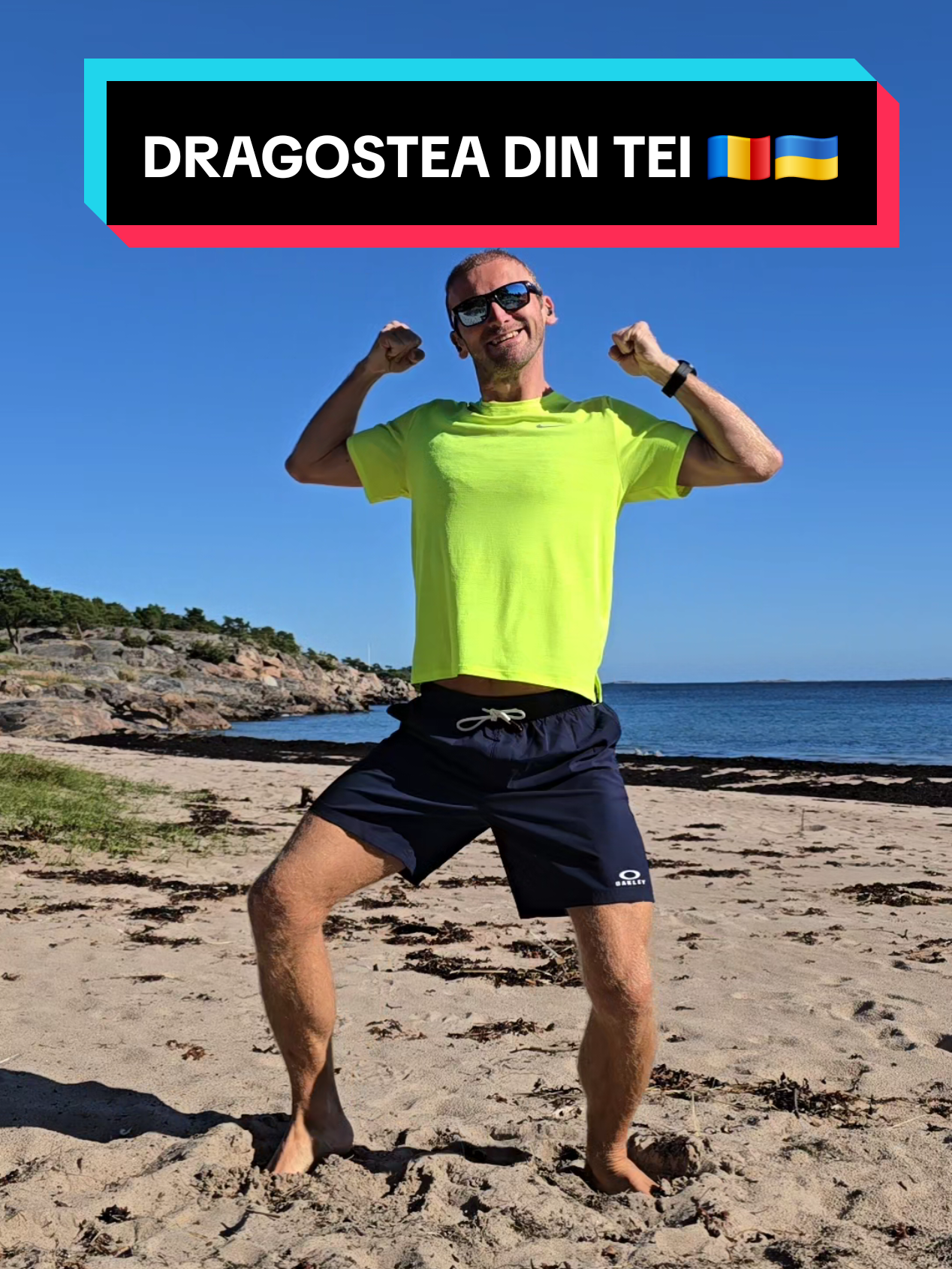 Replying to @ukrivan Алло! Привіт? Dragostea Din Tei 🇷🇴🇺🇦 #ukraine #romanian #slavic #superhitsong #salute 