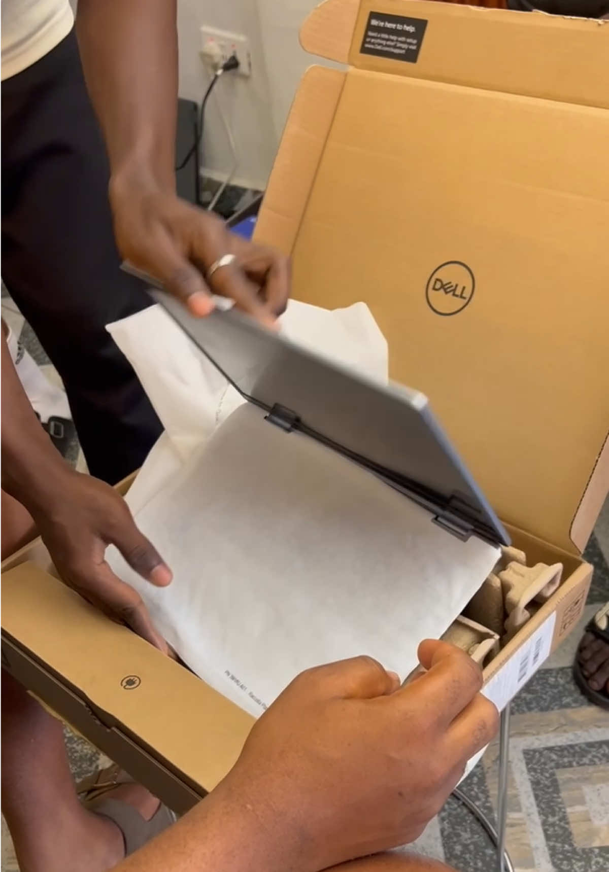 DELL INSPIRON 14 5440 CPU: Intel Core i5 14th Gen RAM: 16GB DDR5 Storage: 1TB SSD Display: 14-inch GPU: Intel Integrated Graphics Keyboard: Backlit Audio: Stereo Speakers Operating System: Windows 11 Touchscreen Type-C Connector GHC 9900 Kindly reach out on 0532055461  Location: Tiptoe lane, circle 