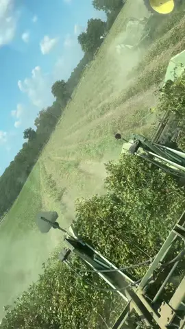 Getting about 13ac to set of blades, we need some rain in the south#floridafarm #johndeere #kmc #peanuts #peanutfarmer 