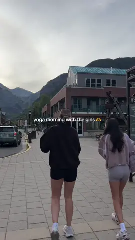 10/10 reccommend Mangala Yoga in telluride!! Almost passed away in there but perfect workout morning with the girls #telluride #yoga #colorado 