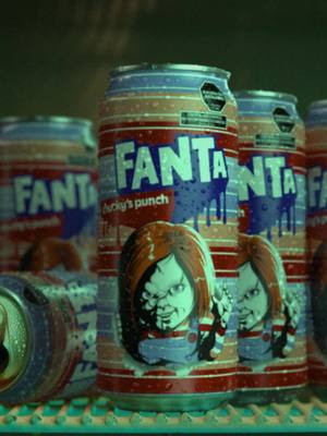 Hará lo que sea para probar primero la Fanta Chucky Punch. Será mejor que te apurés… Fanta Halloween