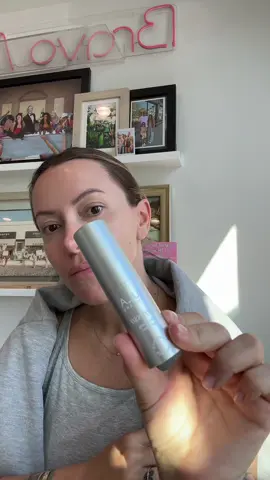 As I’ve gotten older I’ve learned that under eye balm is a girl over 35’s best friend @TULA skincare ❤️ The bundle I got is linked below ⬇️ #tula #matureskin #makeuphacks #fyp 