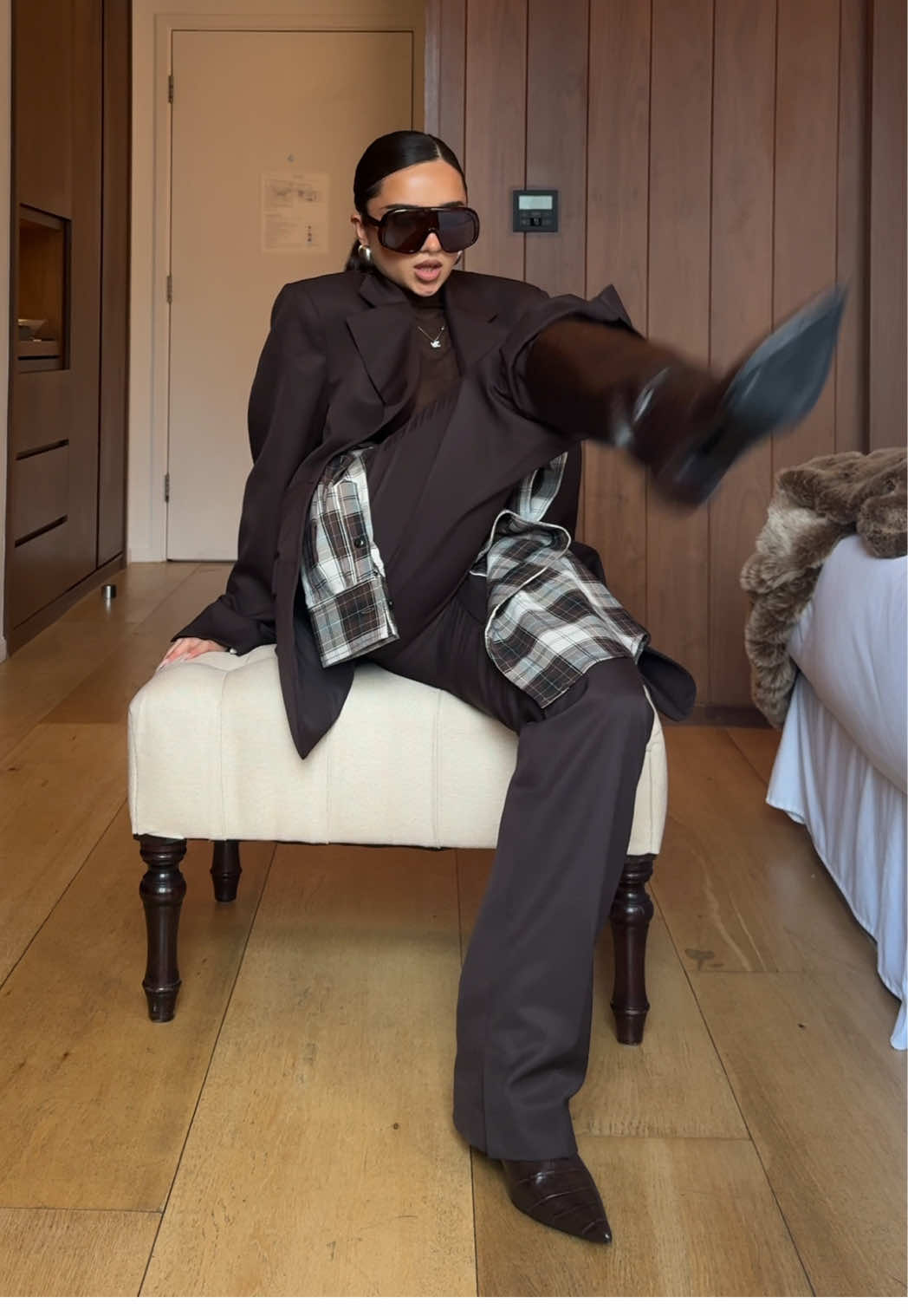 Are you ready for the H&M &180 fashion show ? Because I am 🖤  @H&M  Collaboration commerciale - rémunérée 