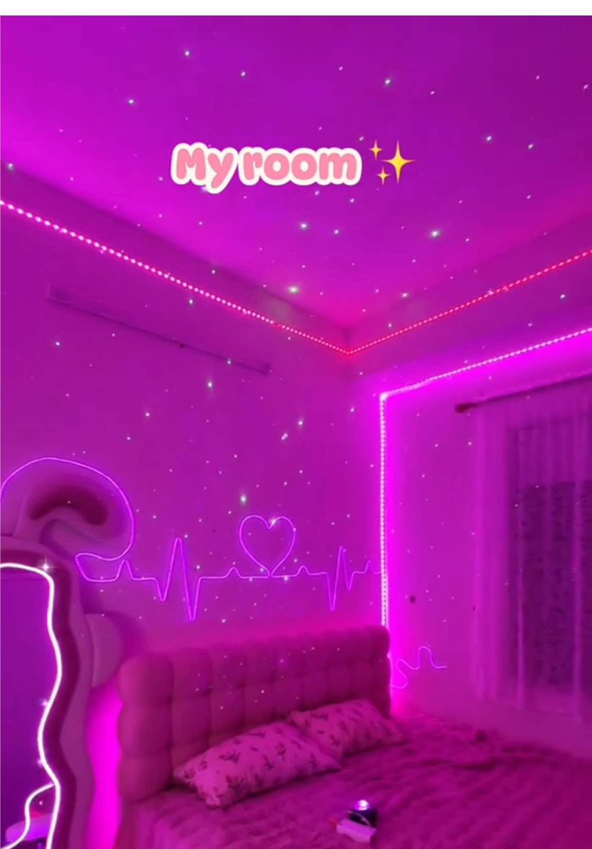 Ai thích decor hệ ngon bổ rẻ lấy em RGB này đúng là chân ái. Vẫn có đủ các màu lun 😗 #decor #decorphongngu #rgb #dayled 