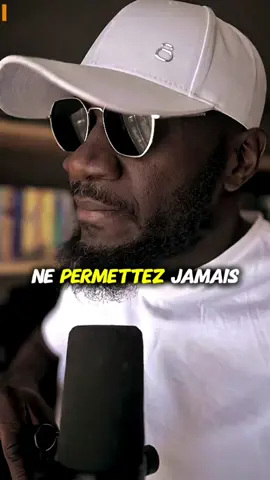CEUX_QUI_TE_CRITIQUENT_NE_VOIENT_JAMAIS_CE_QUE_TU_AS_SACRIFIÉ 💔🖤✍️✍️ #MWEKASSANCETV #motivation 