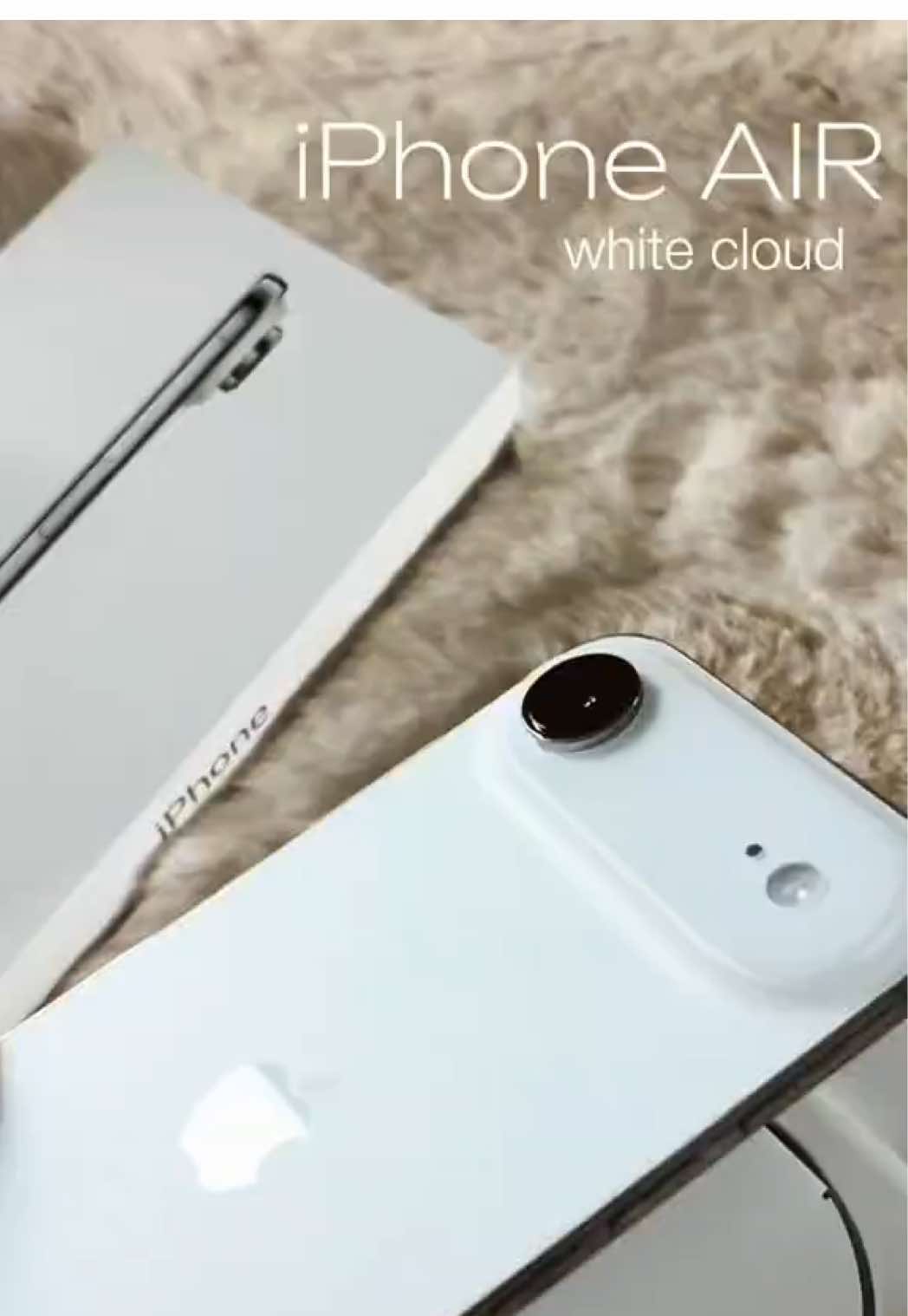 AIR ☁️ @apple #iphone17air #apple #whitecloud #corporatelife #newiphone 