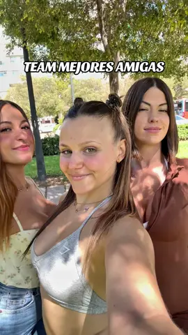 porque las amigas son para siempre, las parejas no! ❤️ @Carlareescx @Albita_ad  #amigas #amor 