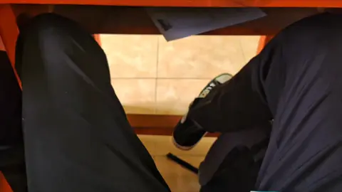 tak bosan-bosan multo+orv burem dikit  after effect (ngide) render 1,5 jam :)  mograph vid orv by @mmilio  #multo #cupofjoe #omniscientreadersviewpoint #kimdokja #yoojunghyuk 