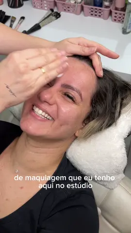 A make express é uma das opções de maquiagem que ofereço, vem conhecer um pouco mais sobre ela! A opção perfeita para muitos tipos de evento, aquela maquiagem “acordei assim”!  Já conhecia ela?!  #makeexpress #maquiagem #makeuptutorial #tutorialmaquiagem #maquiandocliente