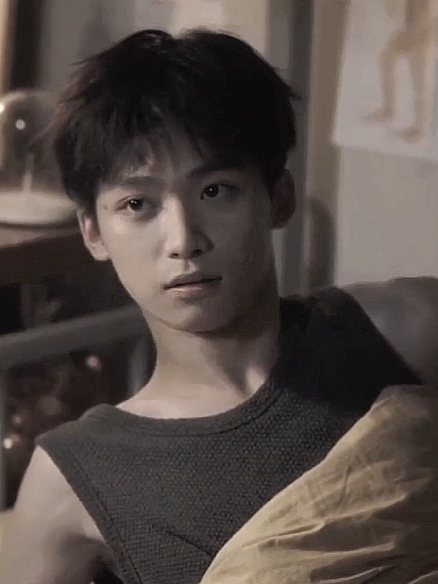 #WUSUOWEI — can see why chicheng couldn't keep his hands off him   #wusuoweiedit #revengedlove #ziyu #chicheng          : wu suo wei edit, revenged love edit