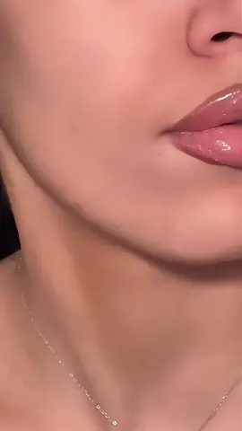 my favorite lip combo 🤍 @maccosmetics @SEPHORA #overlinelips #makeup #tutolipcombo #lipcombo #overline 