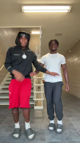 @SB #fyp #viral #fypシ #dancingtiktok #damcechallenge #iowacentral 