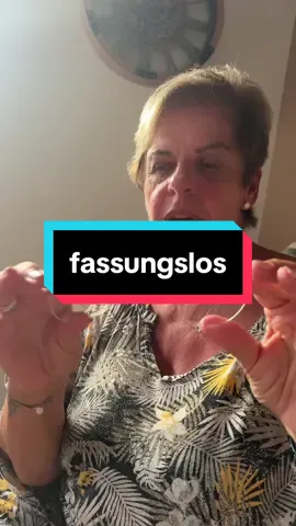 @apollo.optik  Was habt ihr dazu zu sagen? #witz #malletrixie 