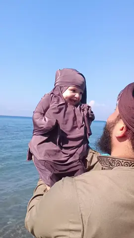 طرف العيون لوجنتيها جارح🌿🤍 #صلوا_على_النبي #طفلة_صغيرة_محجبة #اناشيد #اعادة_النشر🔃 