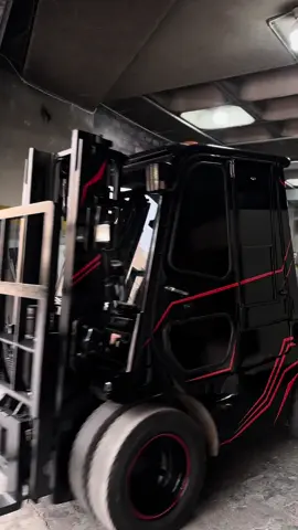 ONE OF ONE #viral #foryoupage #oneofone #fyp #forklift 