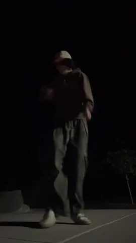 Go dance go dance 💋 @MAZINO 🃏  #dance #fyp #blowthisup 