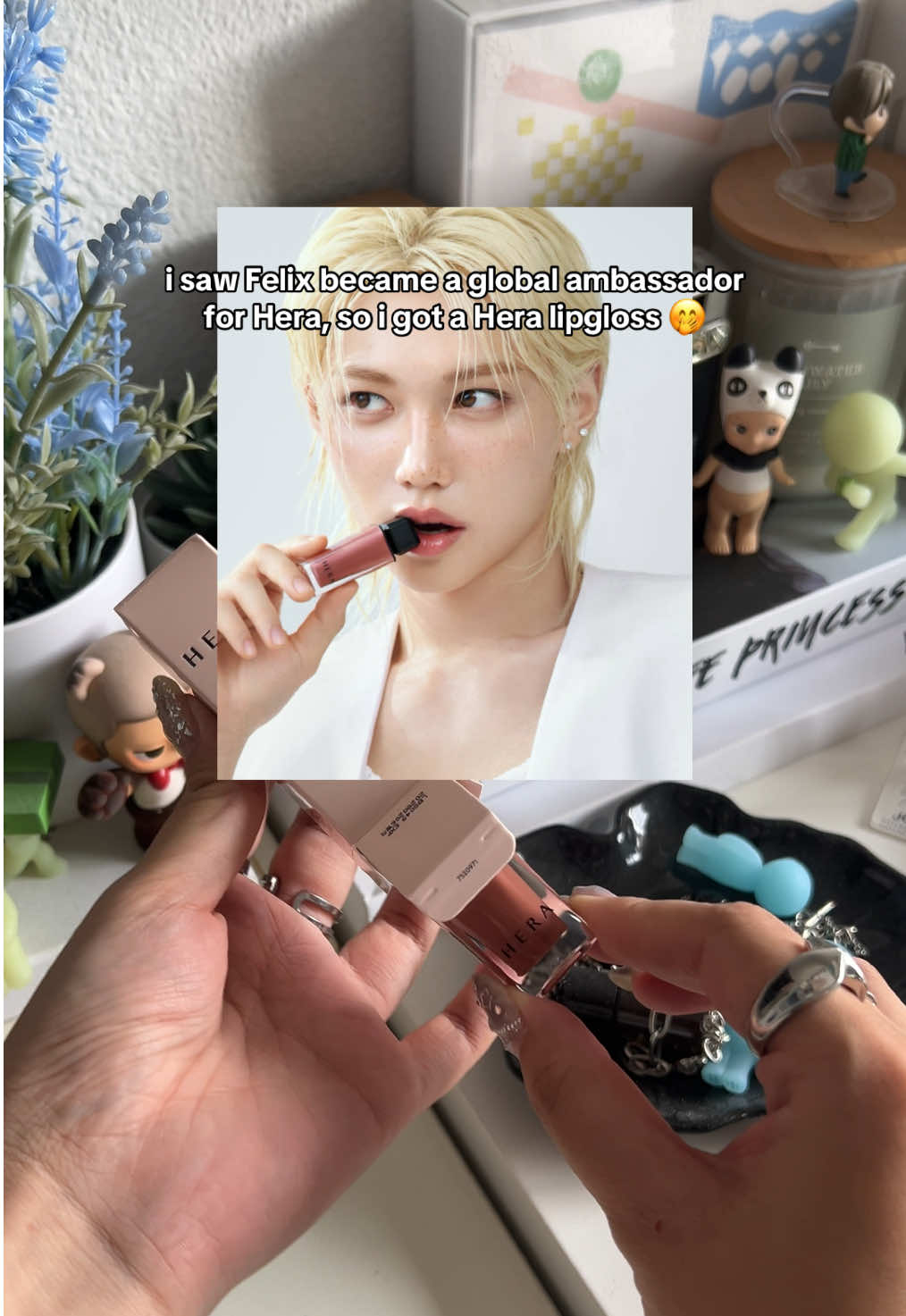my bias talks about it, of course i have to buy it! 😛  no but fr ive been wearing this for like a week now & its soooo perfect!! the perfect MLBB shade, glossy, hydrating, long lasting, everything you could ever want in a lip gloss 🙂‍↕️ @HERA @Stray Kids #HERA #HERABEAUTY #kbeauty #lipgloss #straykidsfelix 