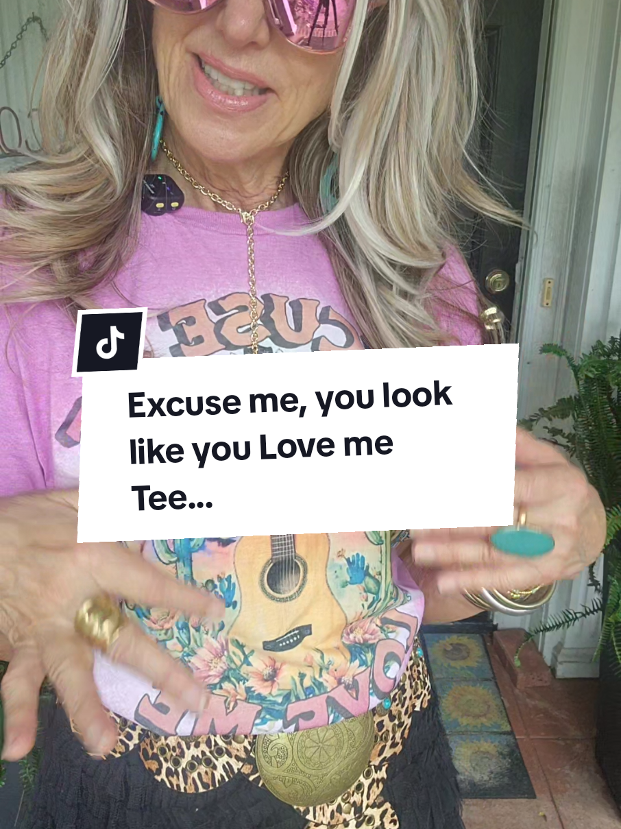 What could be better to wear to a country concert than a cute tee shirt paired with a Tulle Skirt and leopard belt?!  #tiktokshoprestock  #spotlightfinds  #tshirt  #skirts #countryfashion 