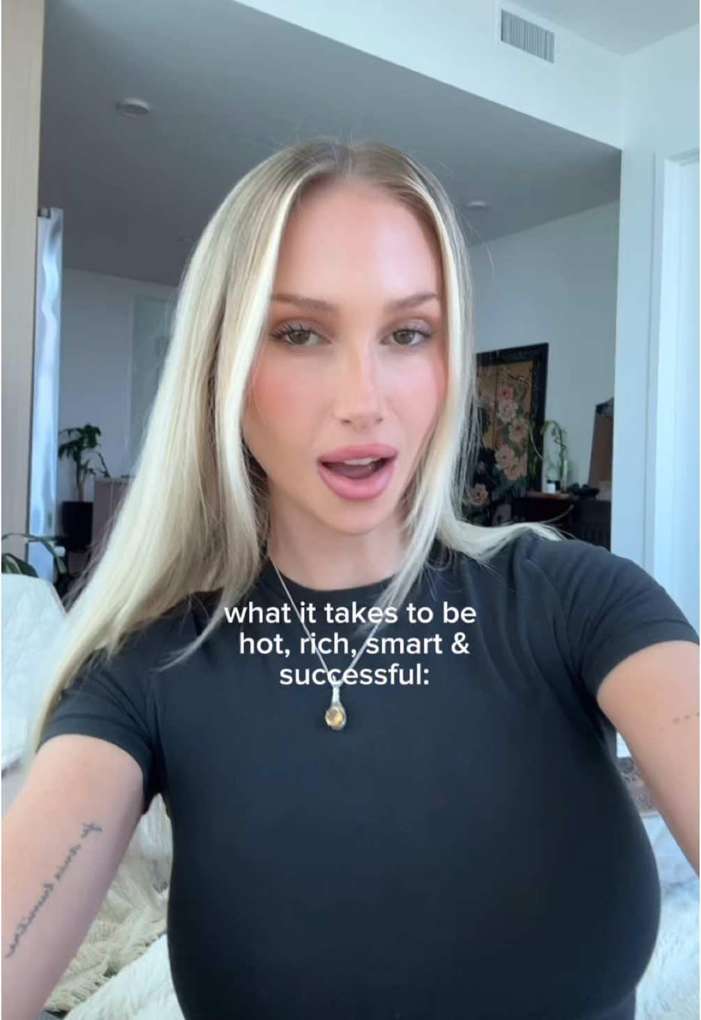 Princess treatment from the universe 👑🤭 but I put in the work for it you best believe  #successmindset #manifestation #selfconcept #identity #quantumleap 