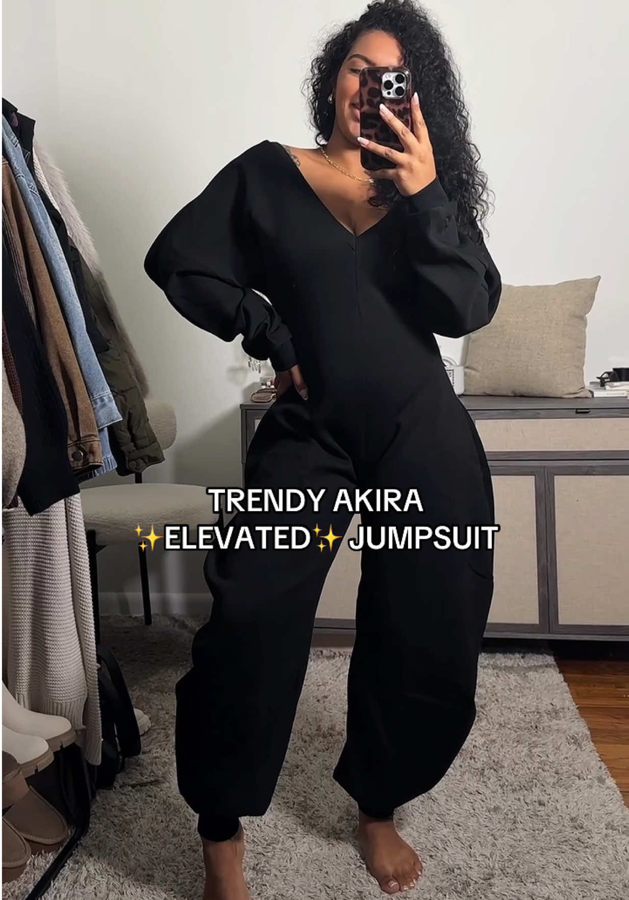 I caved & the way this feels on 😩😭❤️‍🔥 insanely comfortable! It's giving EXTREMELY high end but still cozy AF👏🏽👏🏽👏🏽 #akira #akirafashion #elevatedfashion #jumpsuitstyle #highendfashion 