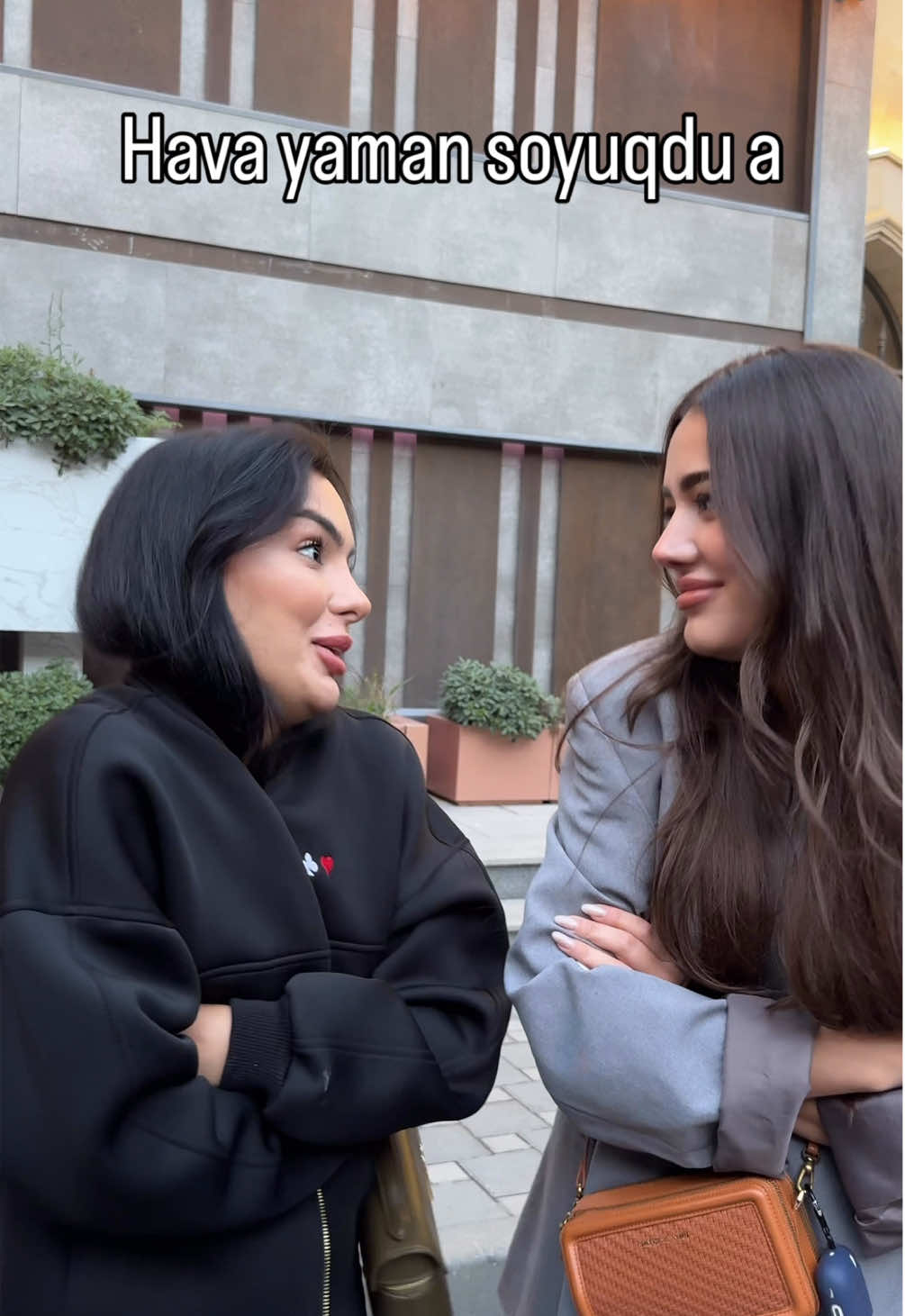 xengele aparan dostunuzu tag edin