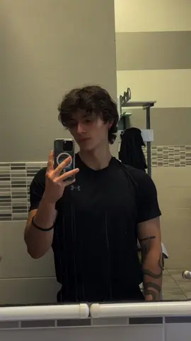 I don’t understand why my face turns “evil” under that light