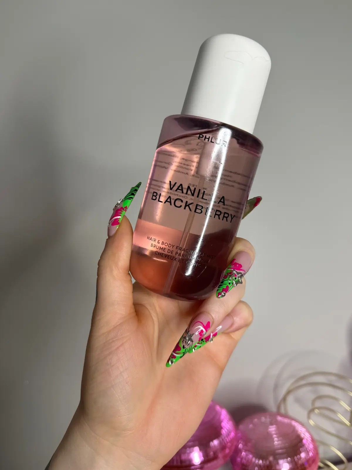 Oh yes! Phlur does it again with this Vanilla Blackberry 😮‍💨 I was truly OBSESSED with vanilla nectar. Now my new obsession is Vanilla Blackberry. To me, it smells like DBIR and Burberry HER had a baby. I’ve been wearing this ALONE without any actual perfume and it actually LASTS a good while on skin! Oh! And of course, you HAVE to get your hands and noses on Uncovered Beauty Black Currant!!! This combo is SO GOOD! Sweet, sexy, and mysterious. NAEWAY10 will save you $$$ on your purchase!!! ✨ @Phlur Fragrances  @Uncovered Beauty  . #fragrancetiktok #layeringperfume #phlurfragrance #perfumetok 