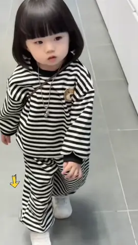 aet nỉ kẻ ngang cho bé gái #setdochobe #shopmedua #setdochobegai #embedangyeu #quannichobetraibegai 