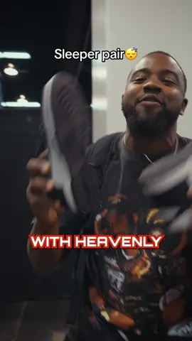 Flipping the sleeper pair#heavenlykickz #sneakerhead #sneakercon #sneakershopping #fyp 