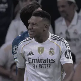 رسايلكم أجتنا موا قريناها + الفيديو طويل بس حلو#fyp #foryou #foryoupage #duet #كليان_مبابي🇨🇵 