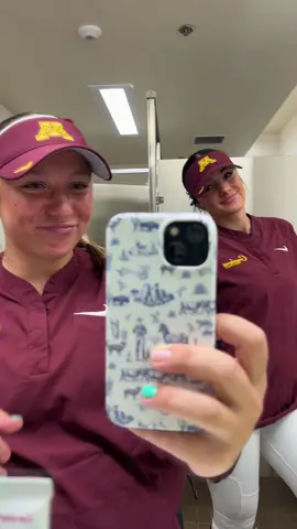 🚨ITS GOPHER GAME DAY🚨#fyp #softball #fallball #minnesota #ncaa 