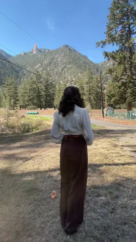 At our cabin for a few days #vintagefashion #vintagestyle #1940s #1940sfashion #outfitinspo 