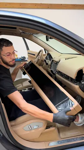 Double écran Porsche Cayenne !  #cayenne #porsche #custom #ecran #carplay 