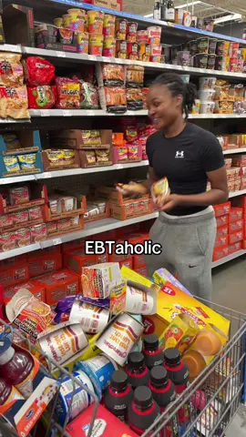 They gave the wrong 🙎🏾‍♀️s sum money #funnyvideos #fyp #viraltiktok #ebt 