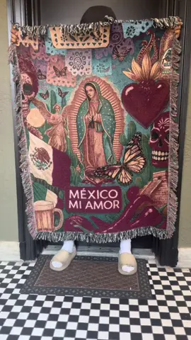 Hope this reaches the right audience 🥹🇲🇽#mexico #raza #blanket #vivamexico #diadelosmuertos 