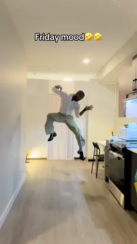 Friday mood🤣🤣. #nothingbeatsajet2holiday #foryou #mood #capcut 