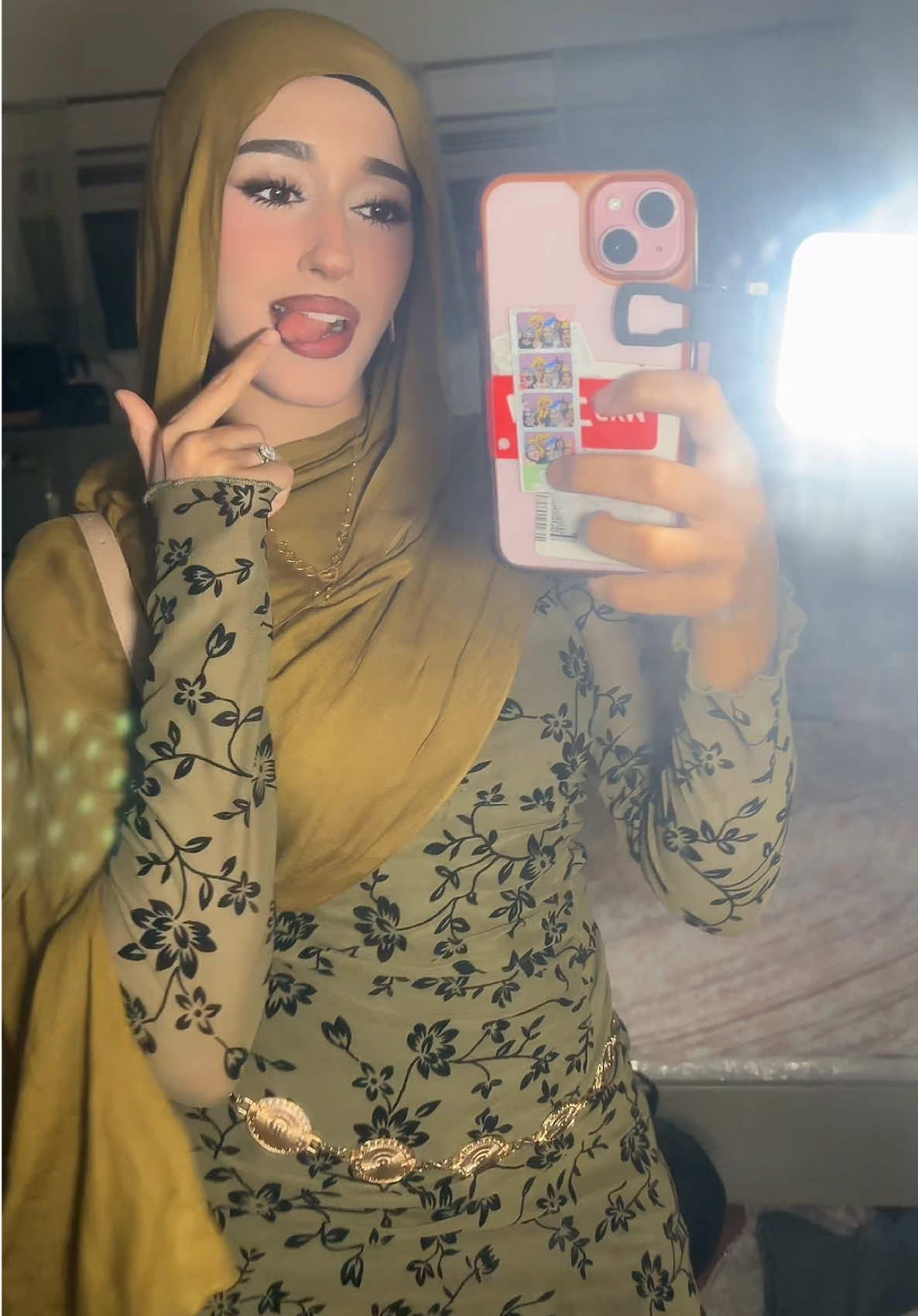 I need to redo this w more practice on how to even do this 😂😂 I look a bit funny it’s ok tho #fyp #foryoupage #trending #dance #hijabi 