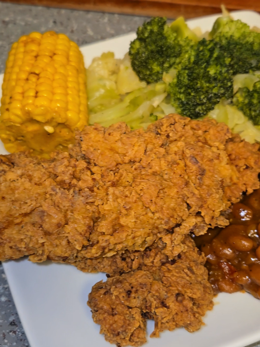 HOMEMADE CHICKEN TENDERS ALWAYS HIT 😋 😋  #FRIEDCHICKEN #CHICKENSTRIPS #CHICKEN #FORYOU 